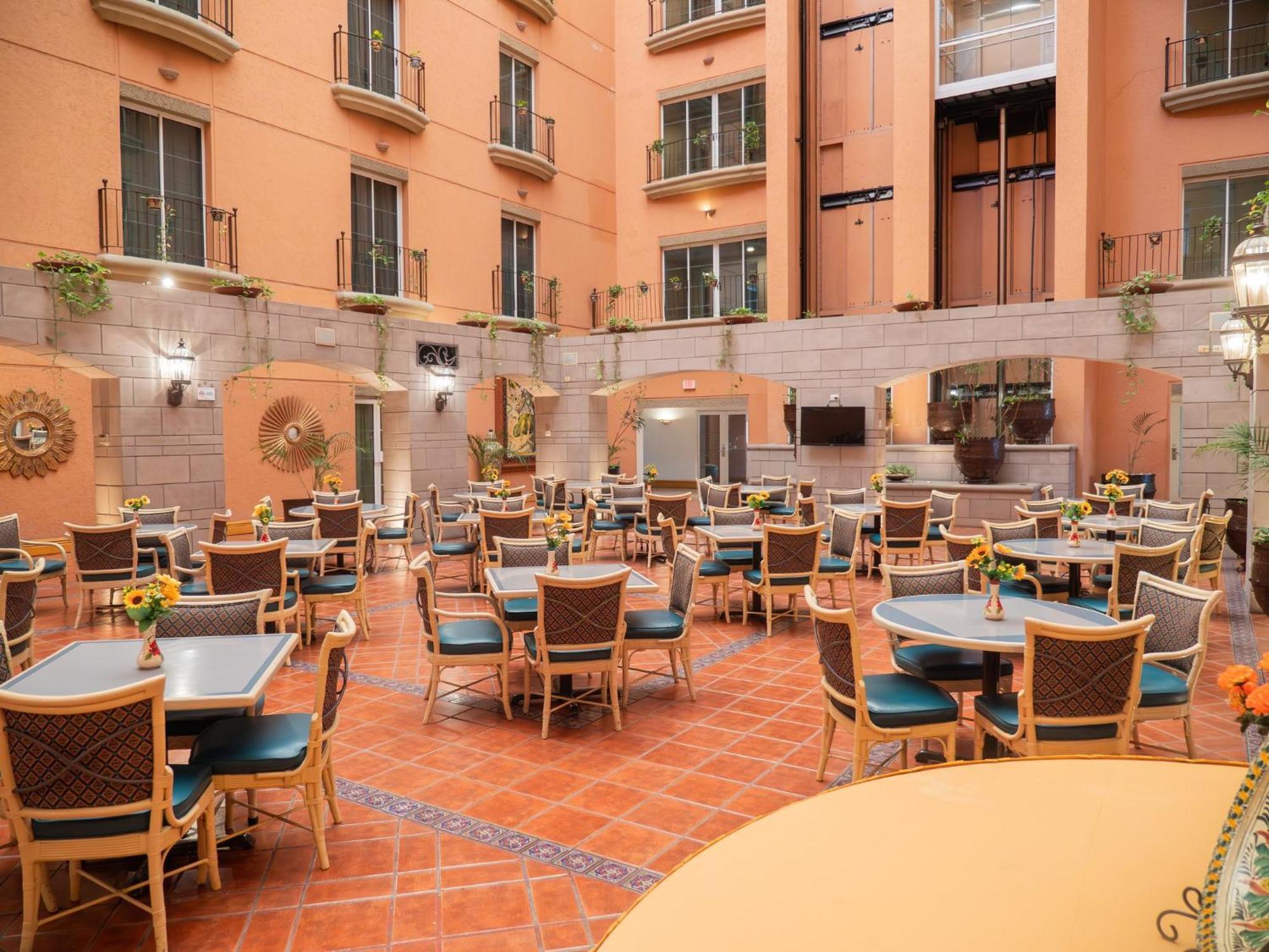 Holiday Inn Express Silao-Aeropuerto Bajio By Ihg מראה חיצוני תמונה