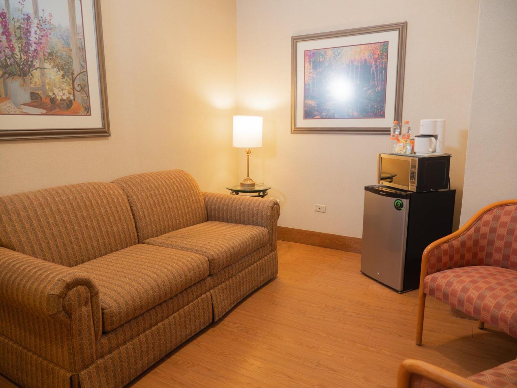Holiday Inn Express Silao-Aeropuerto Bajio By Ihg מראה חיצוני תמונה