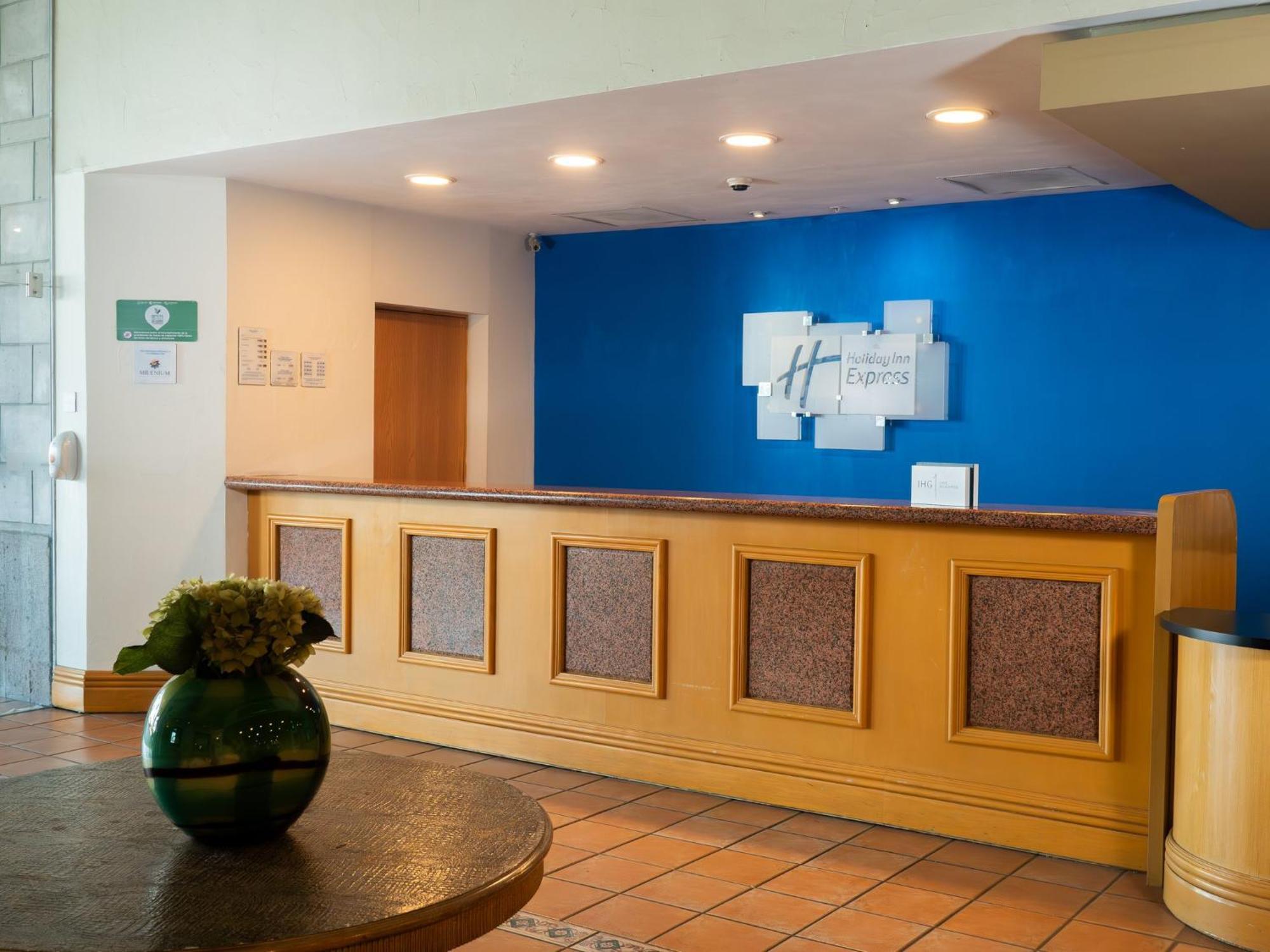 Holiday Inn Express Silao-Aeropuerto Bajio By Ihg מראה חיצוני תמונה