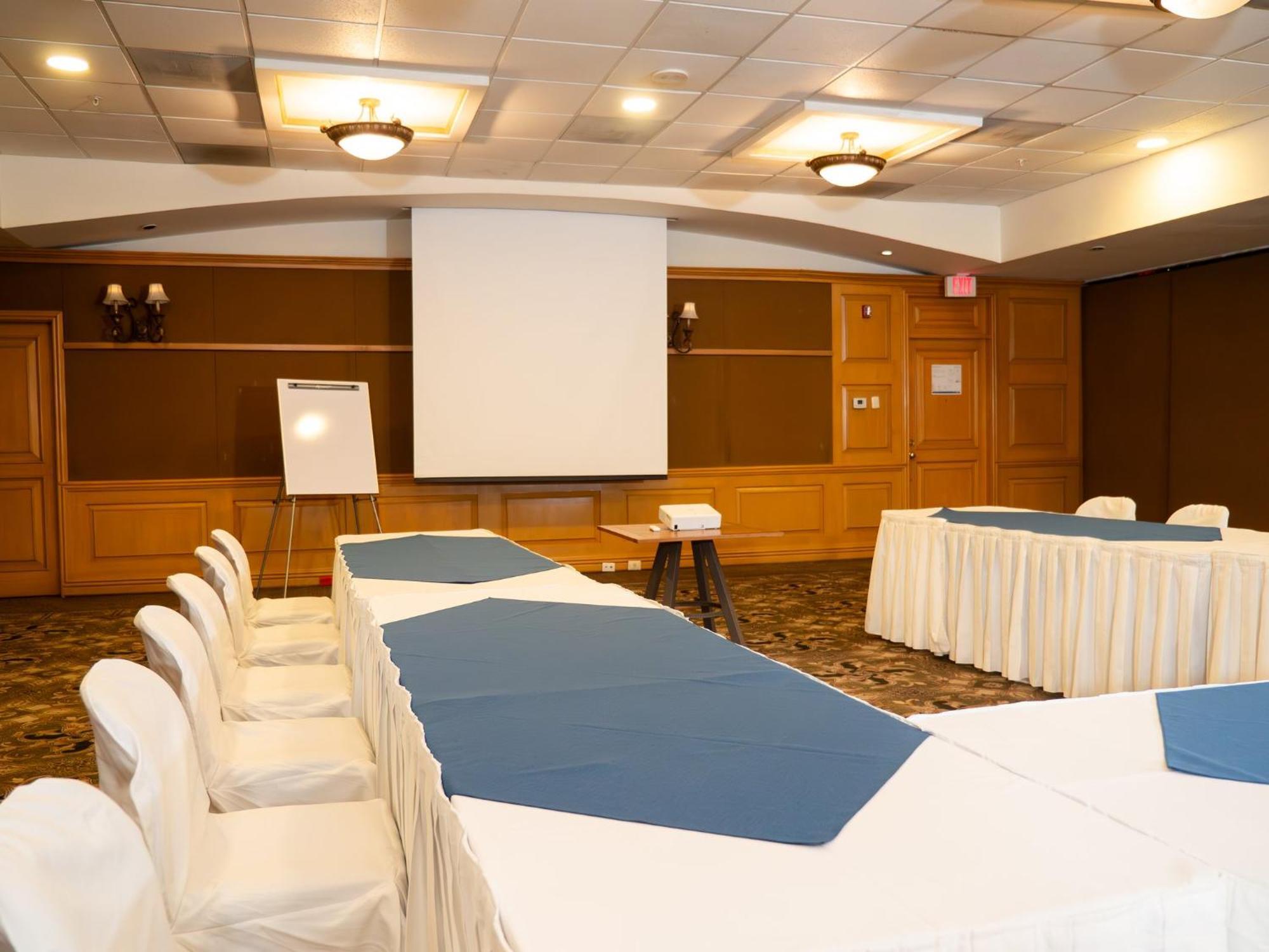 Holiday Inn Express Silao-Aeropuerto Bajio By Ihg מראה חיצוני תמונה