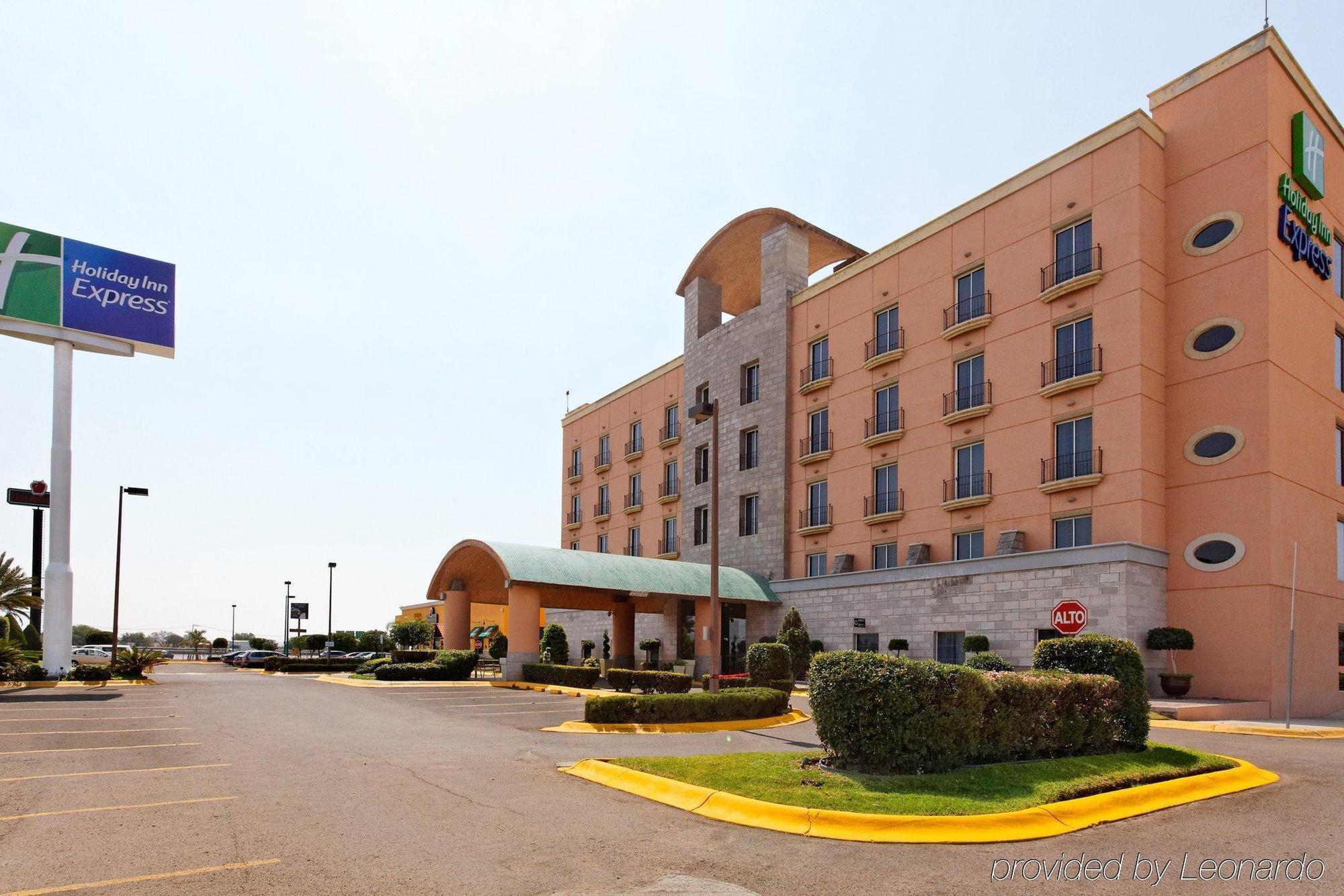 Holiday Inn Express Silao-Aeropuerto Bajio By Ihg מראה חיצוני תמונה