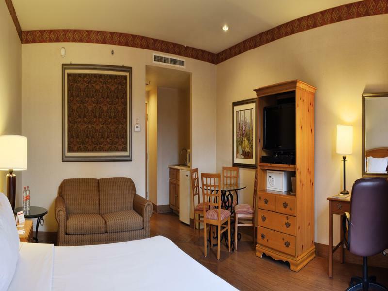 Holiday Inn Express Silao-Aeropuerto Bajio By Ihg מראה חיצוני תמונה